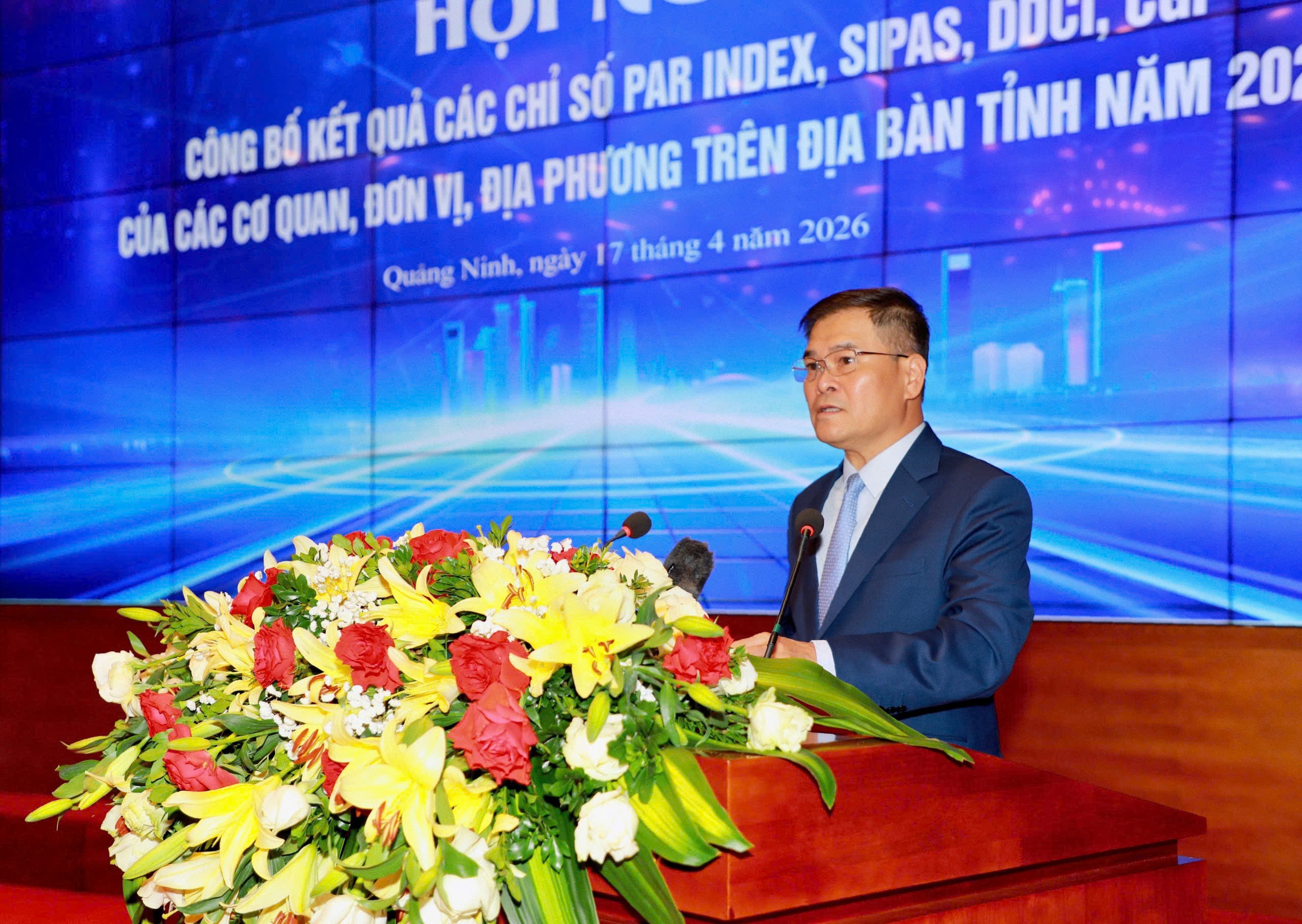 Chủ tịch Quảng Ninh: Cải cách hành chính không thể dừng ở khẩu hiệu