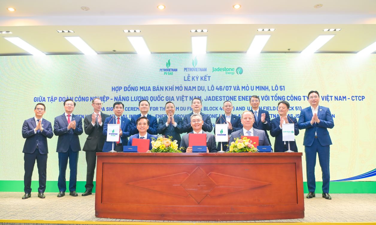Petrovietnam ký kết các văn kiện của dự án phát triển mỏ Nam Du và U Minh