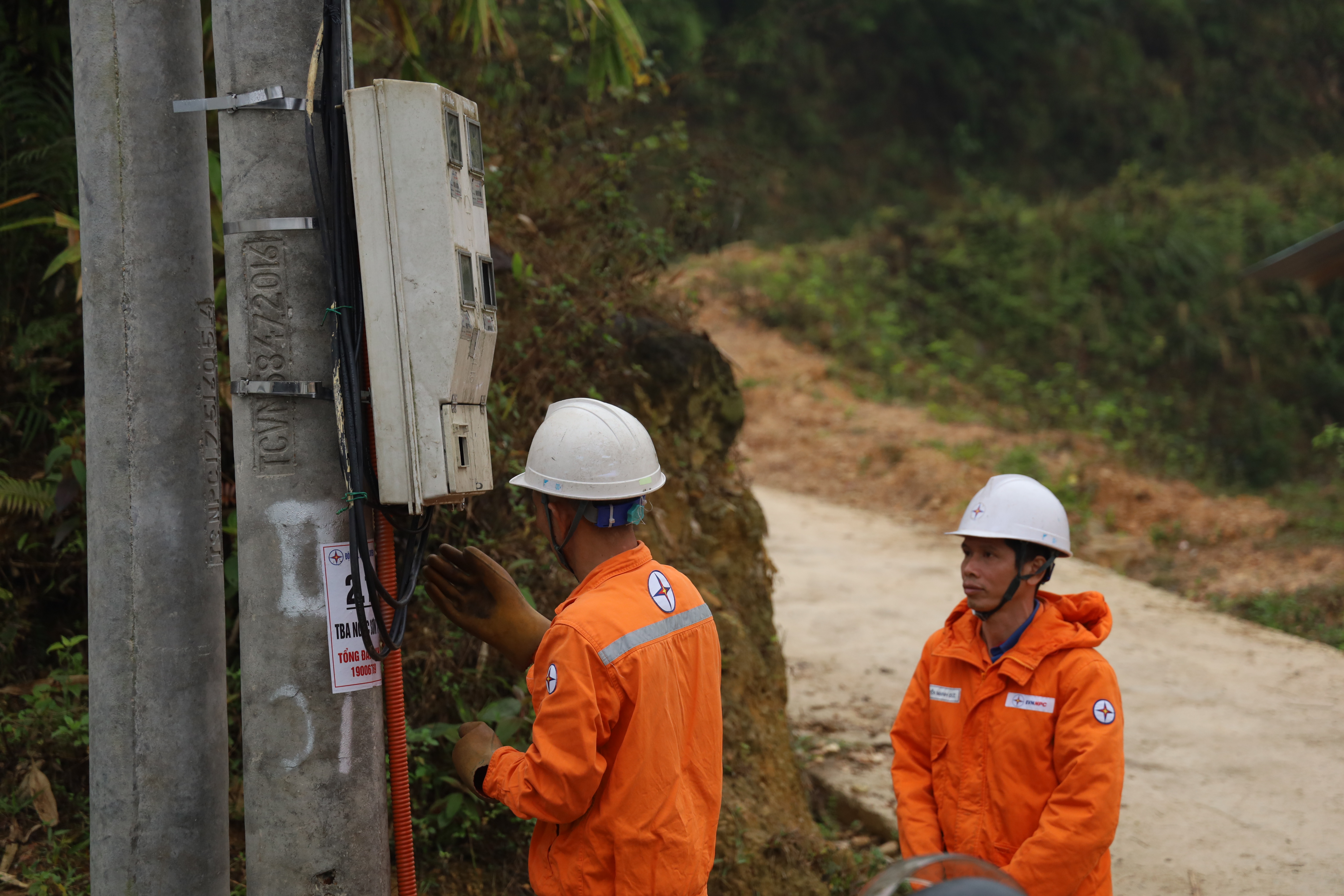 Bộ Công Thương hoàn thiện hành lang pháp lý bảo vệ công trình điện lực