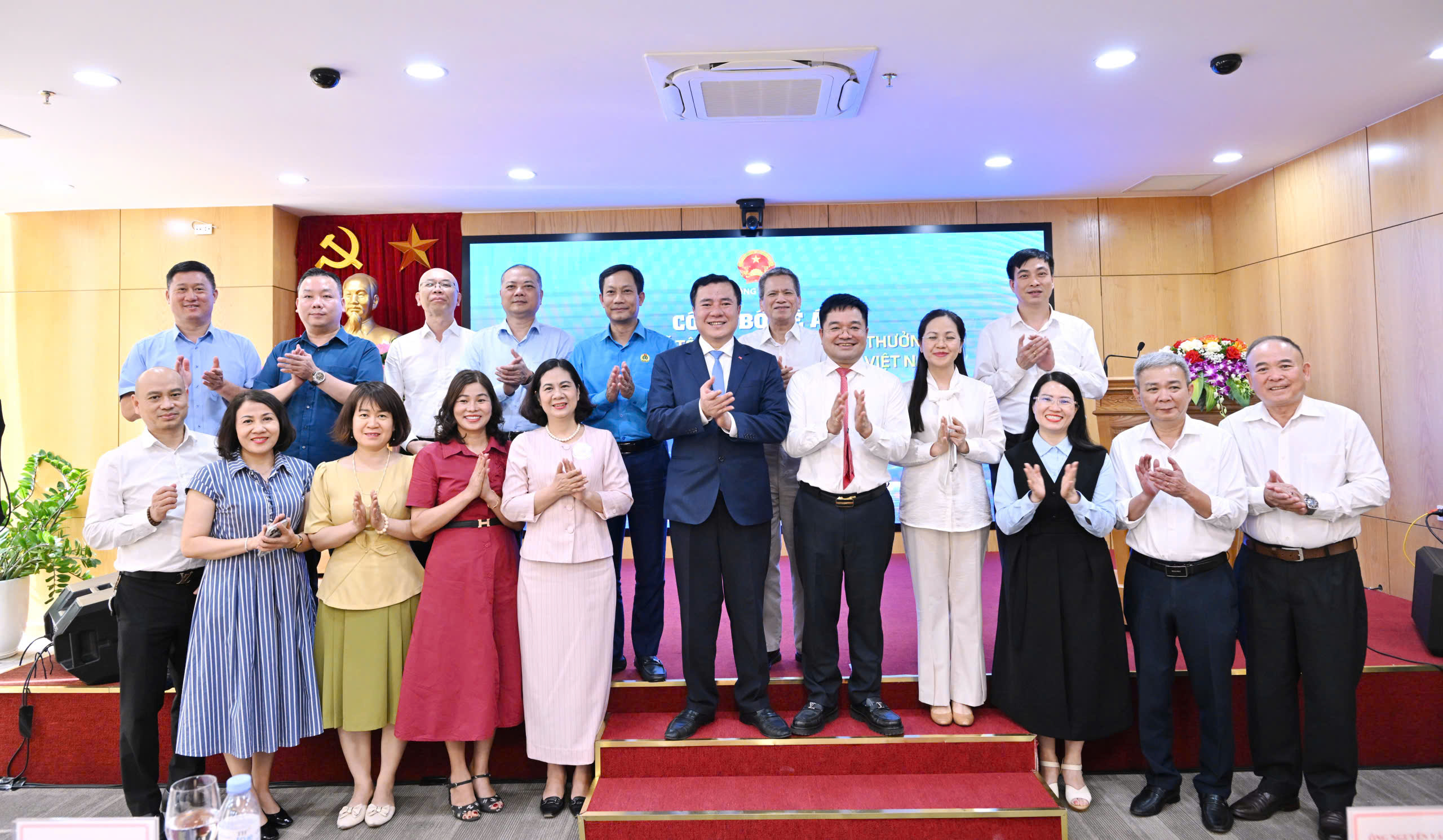 Chùm ảnh: Bộ Công Thương công bố chuỗi 3 sự kiện quan trọng
