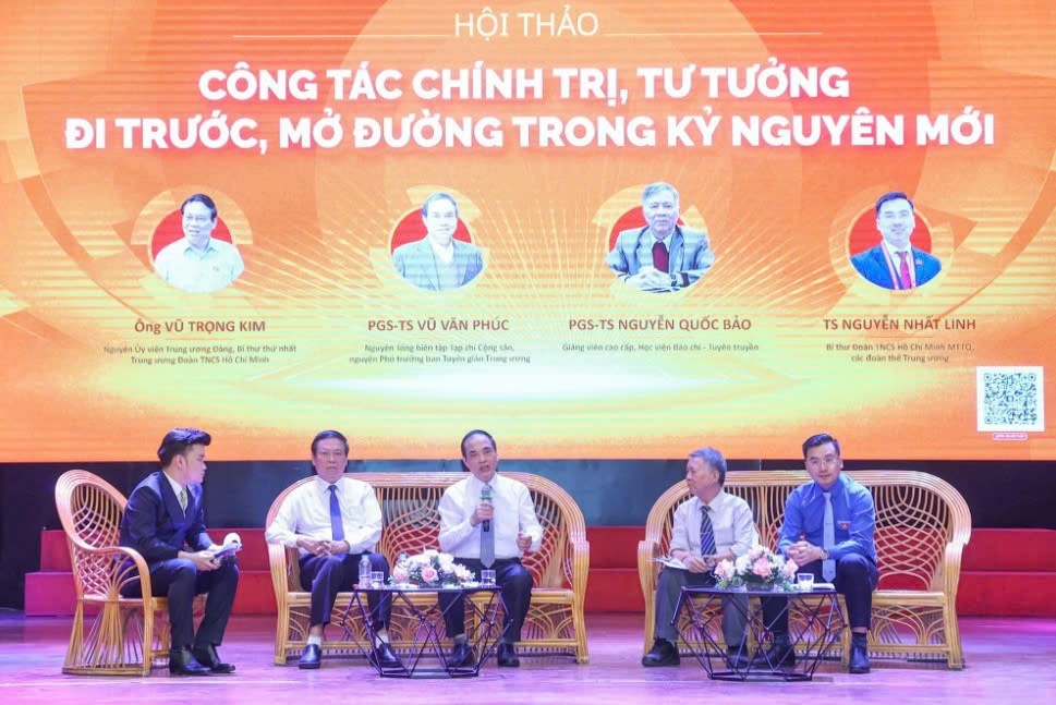 Khơi thông tư tưởng, bồi đắp thế hệ trẻ dấn thân vì đất nước