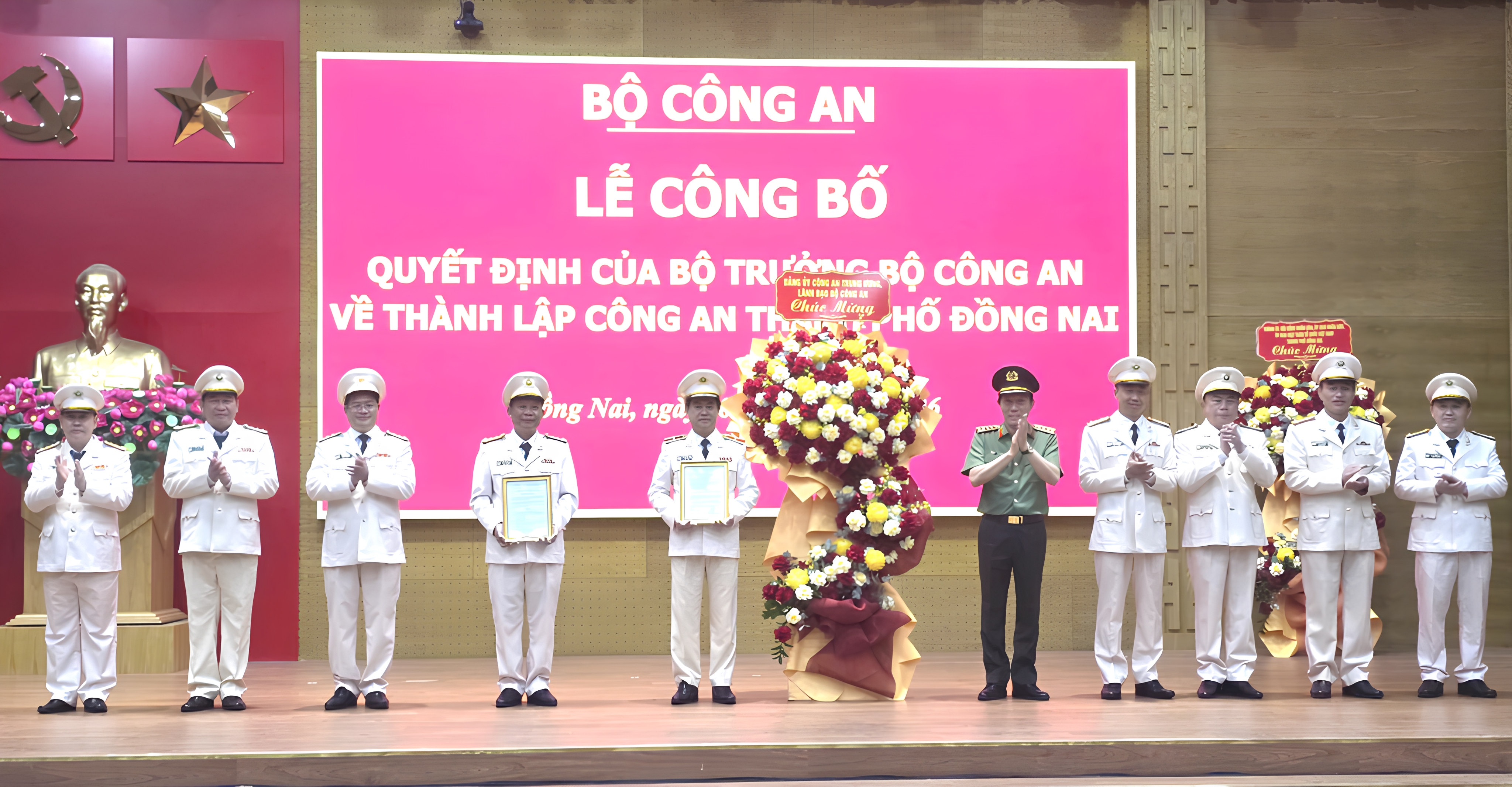 Bộ Công an công bố quyết định thành lập Công an thành phố Đồng Nai