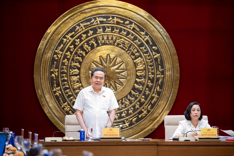 Chủ tịch Quốc hội: Phát huy tối đa sở trường cán bộ, 'một người có thể làm nhiều việc'