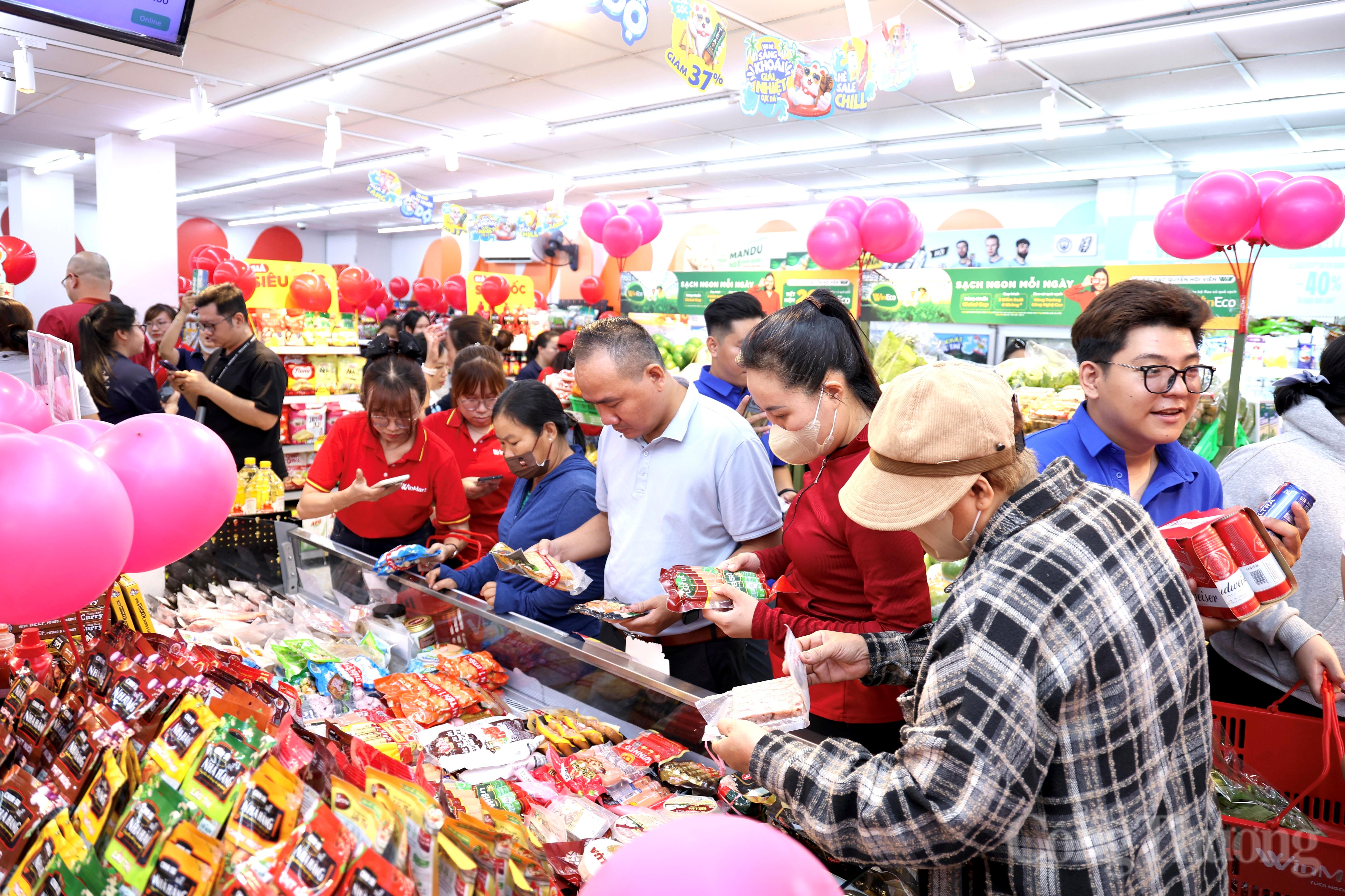 Doanh nghiệp bán lẻ tăng tốc mở cửa hàng, tạo dư địa tăng trưởng mới