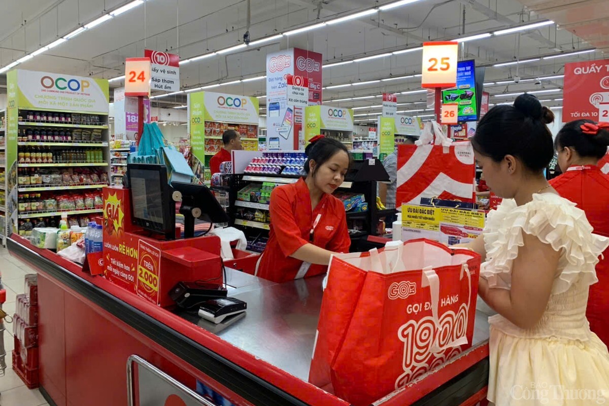 Cửa hàng, siêu thị tại Hà Nội hưởng ứng sản xuất, tiêu dùng bền vững