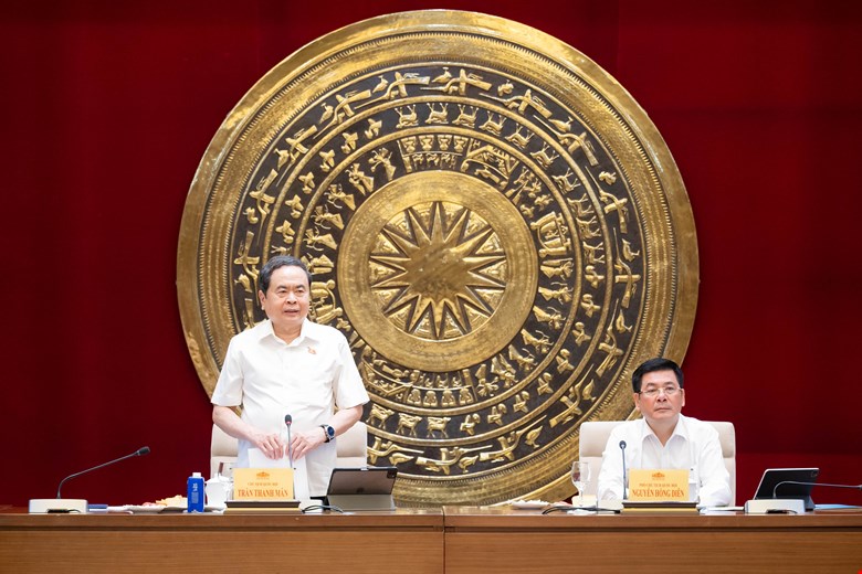 Chủ tịch Quốc hội: Khoa học công nghệ phải 'đi trước, đón đầu'