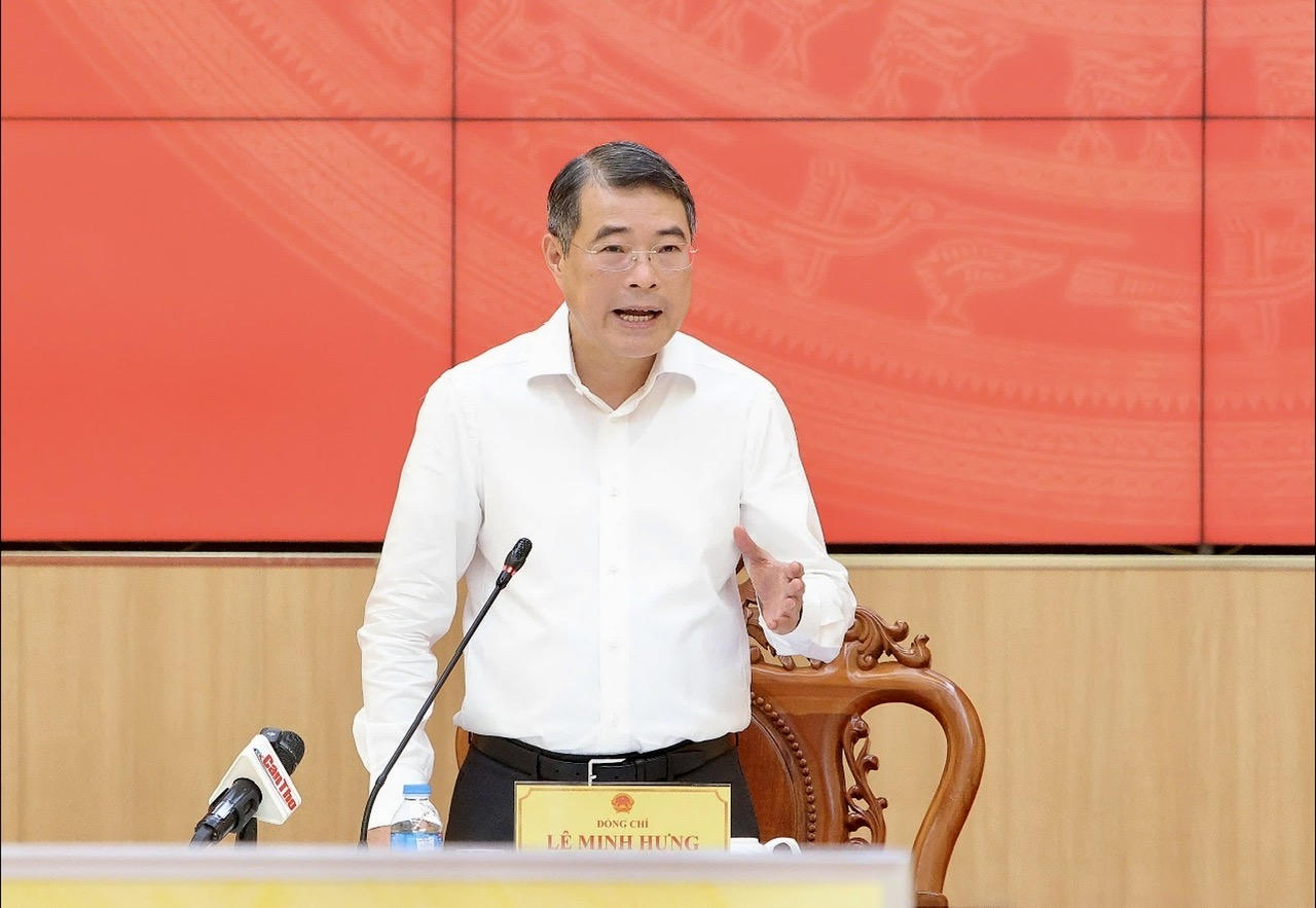 Thủ tướng đề nghị Cần Thơ chủ động đề xuất các cơ chế, chính sách đặc thù để bứt phá
