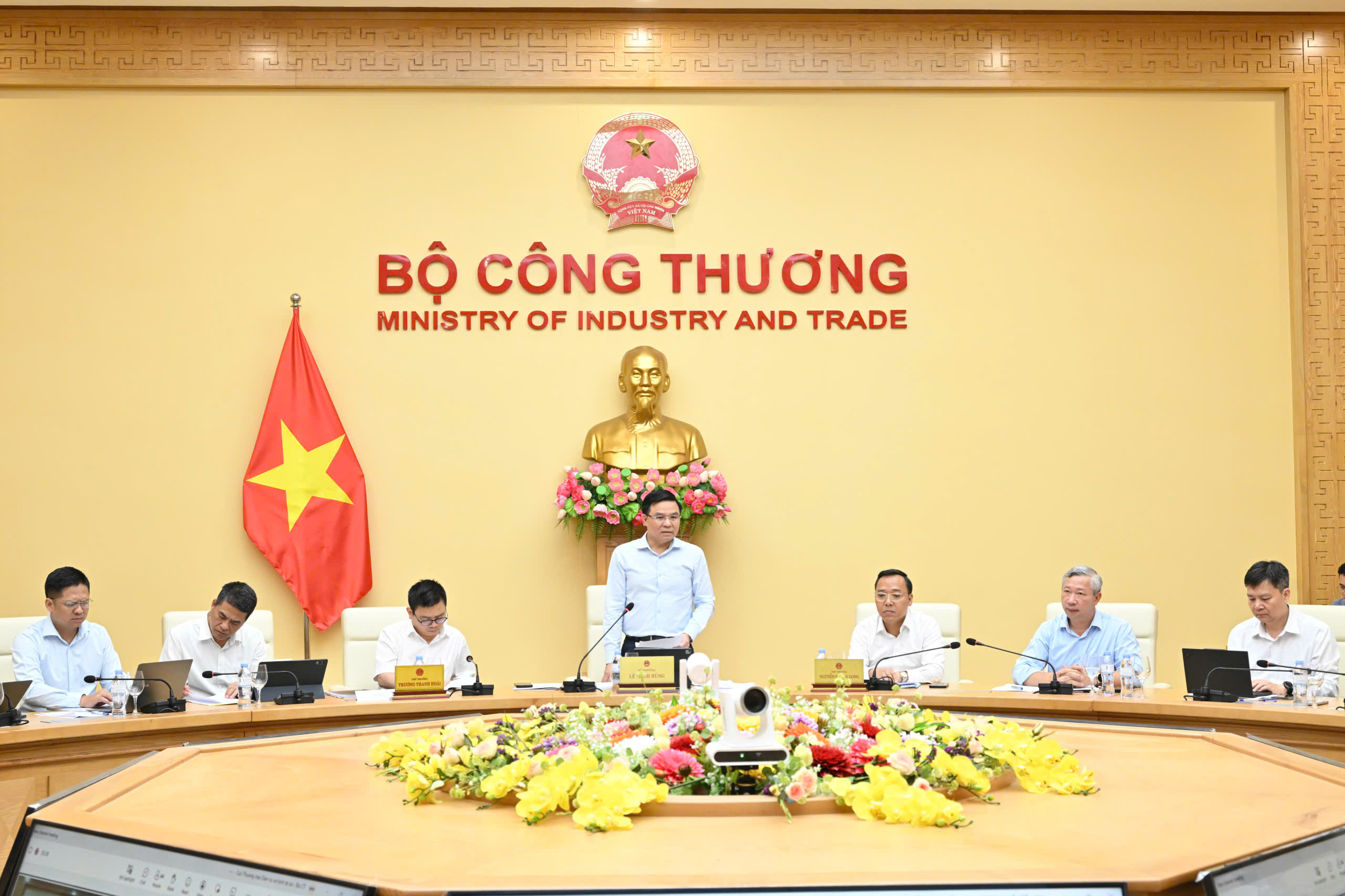 Bộ Công Thương tập trung giải pháp bảo đảm cung ứng điện, giữ ổn định hệ thống