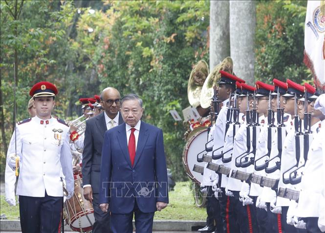 Lễ đón Tổng Bí thư, Chủ tịch nước Tô Lâm và Phu nhân thăm cấp Nhà nước Cộng hòa Singapore