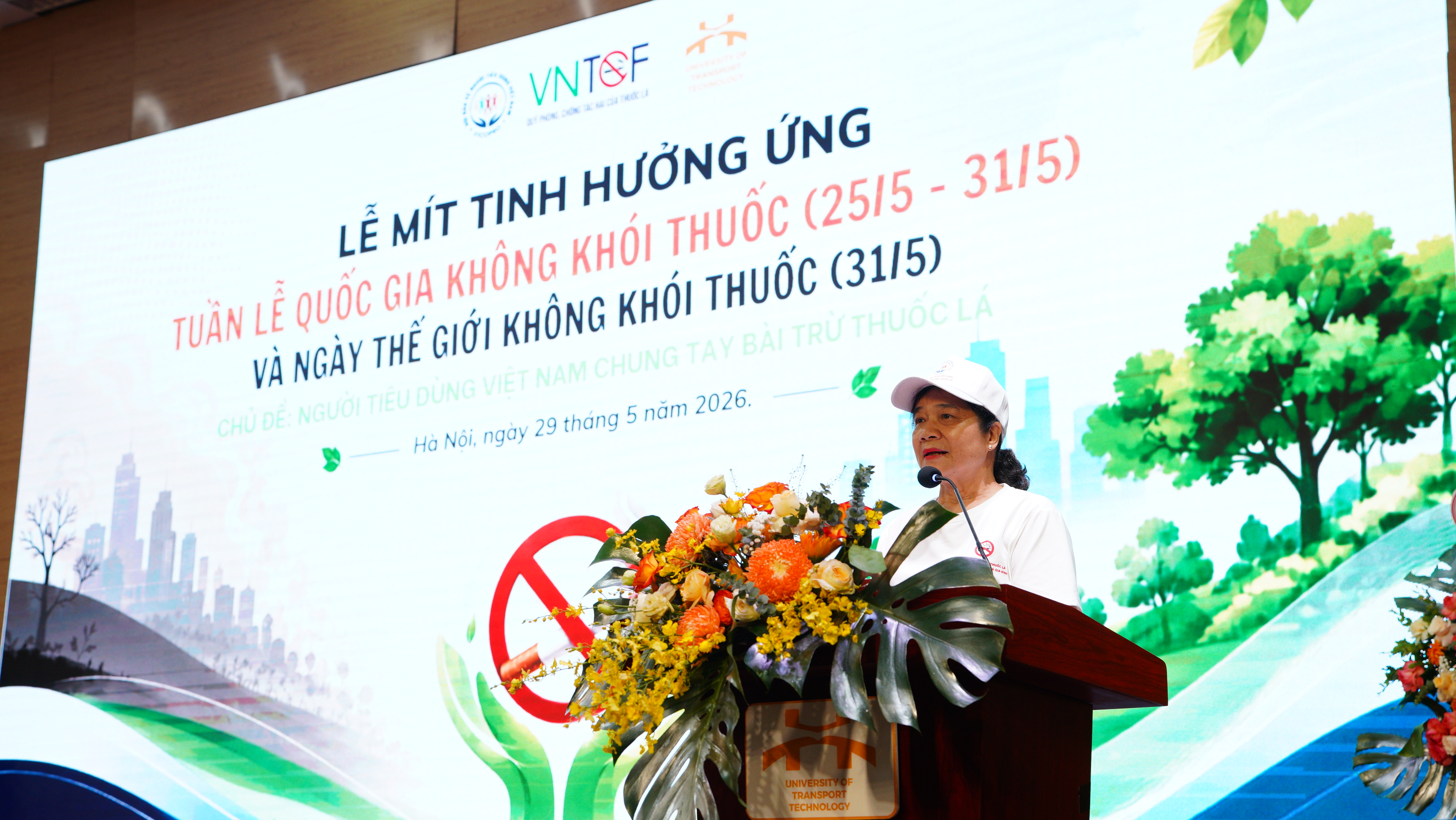 Lan tỏa thông điệp bảo vệ sức khỏe cộng đồng, xây dựng giảng đường không khói thuốc