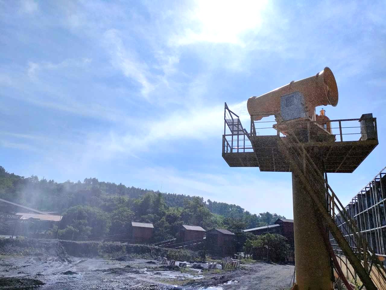 Công đoàn các doanh nghiệp ngành than sát cánh cùng người lao động