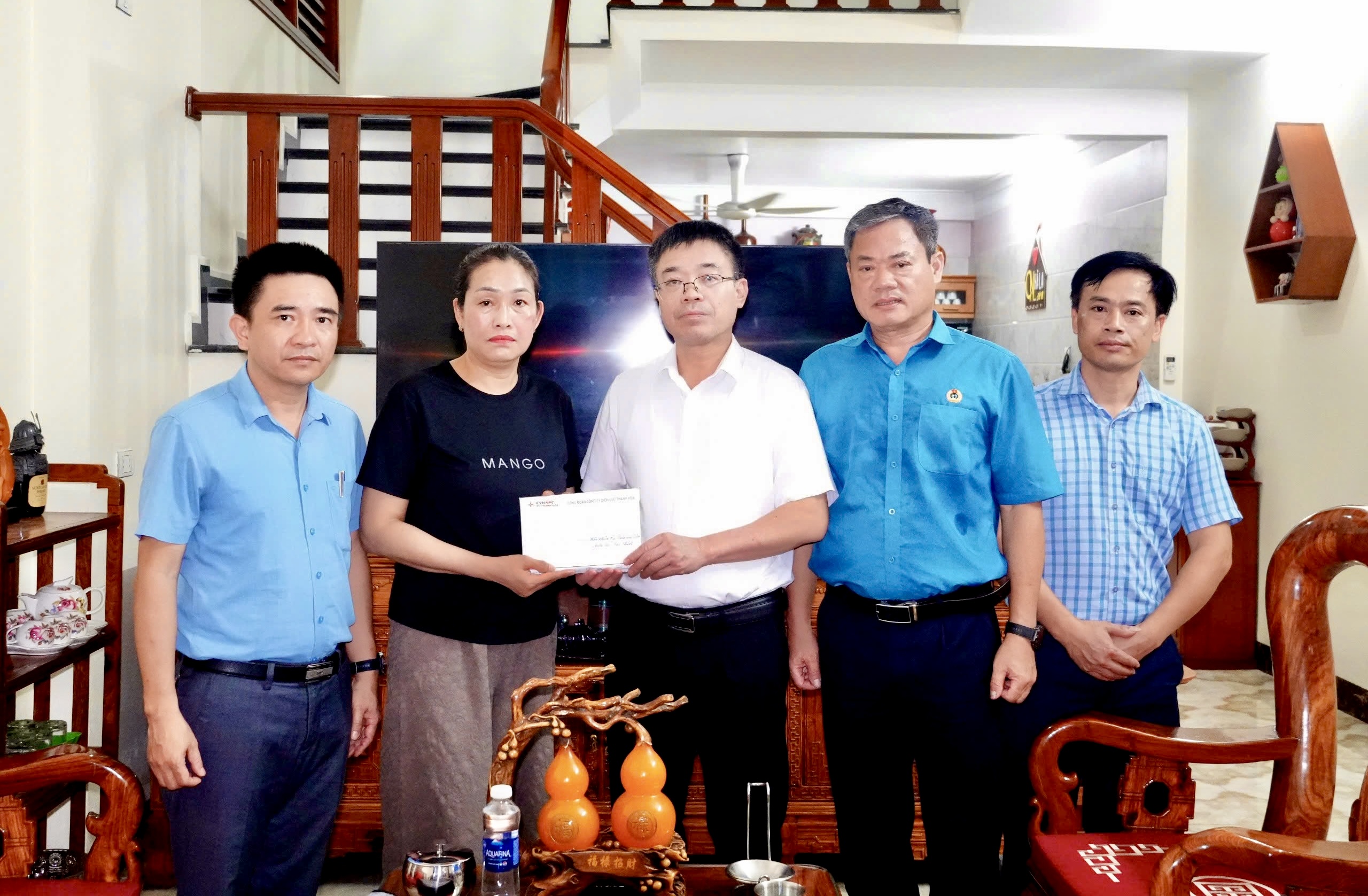Công đoàn sát cánh cùng người lao động ngành điện