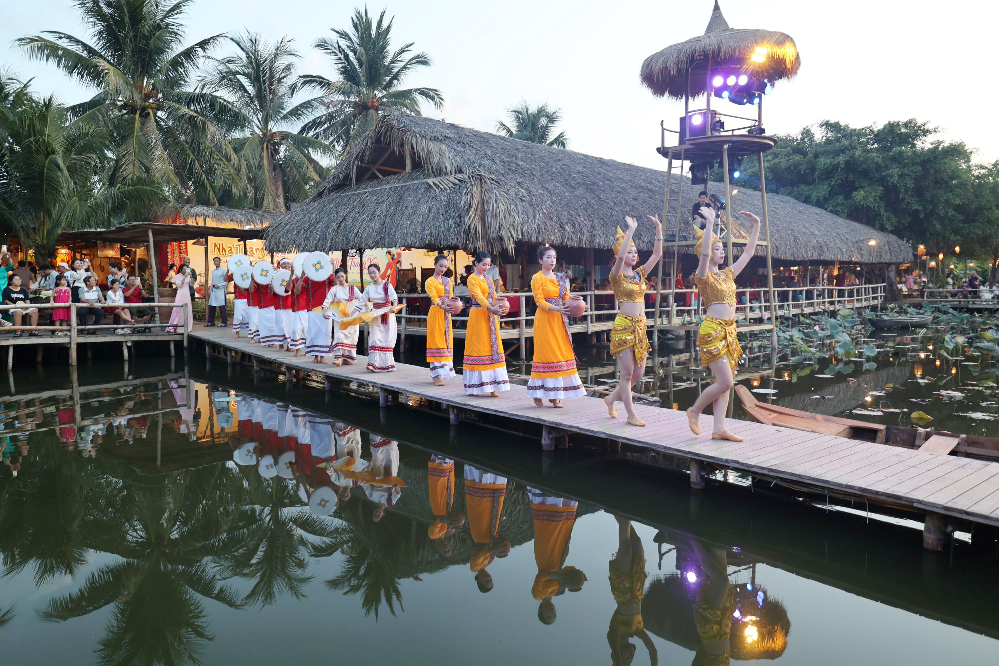 Làng nghề Nha Trang Xưa: Nơi ký ức chạm vào hồn di sản