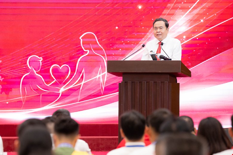 Chủ tịch Quốc hội: Hoàn thiện chính sách, đảm bảo quyền lợi tốt nhất cho người hiến máu