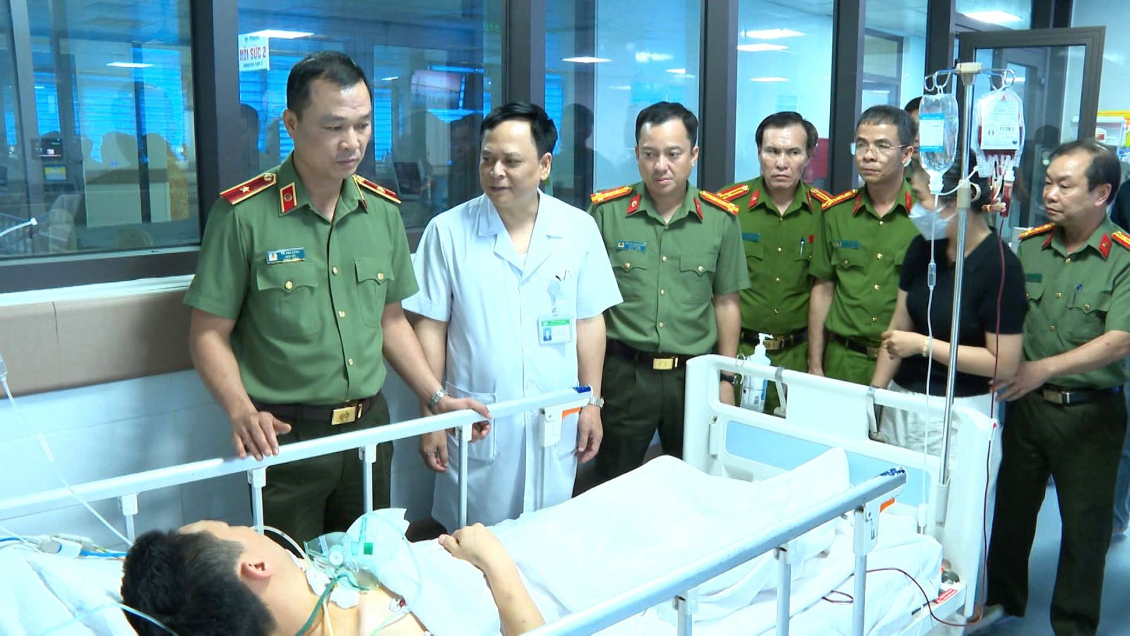 Bản lĩnh người chiến sĩ Công an Thanh Hoá giữa vòng vây hiểm nguy