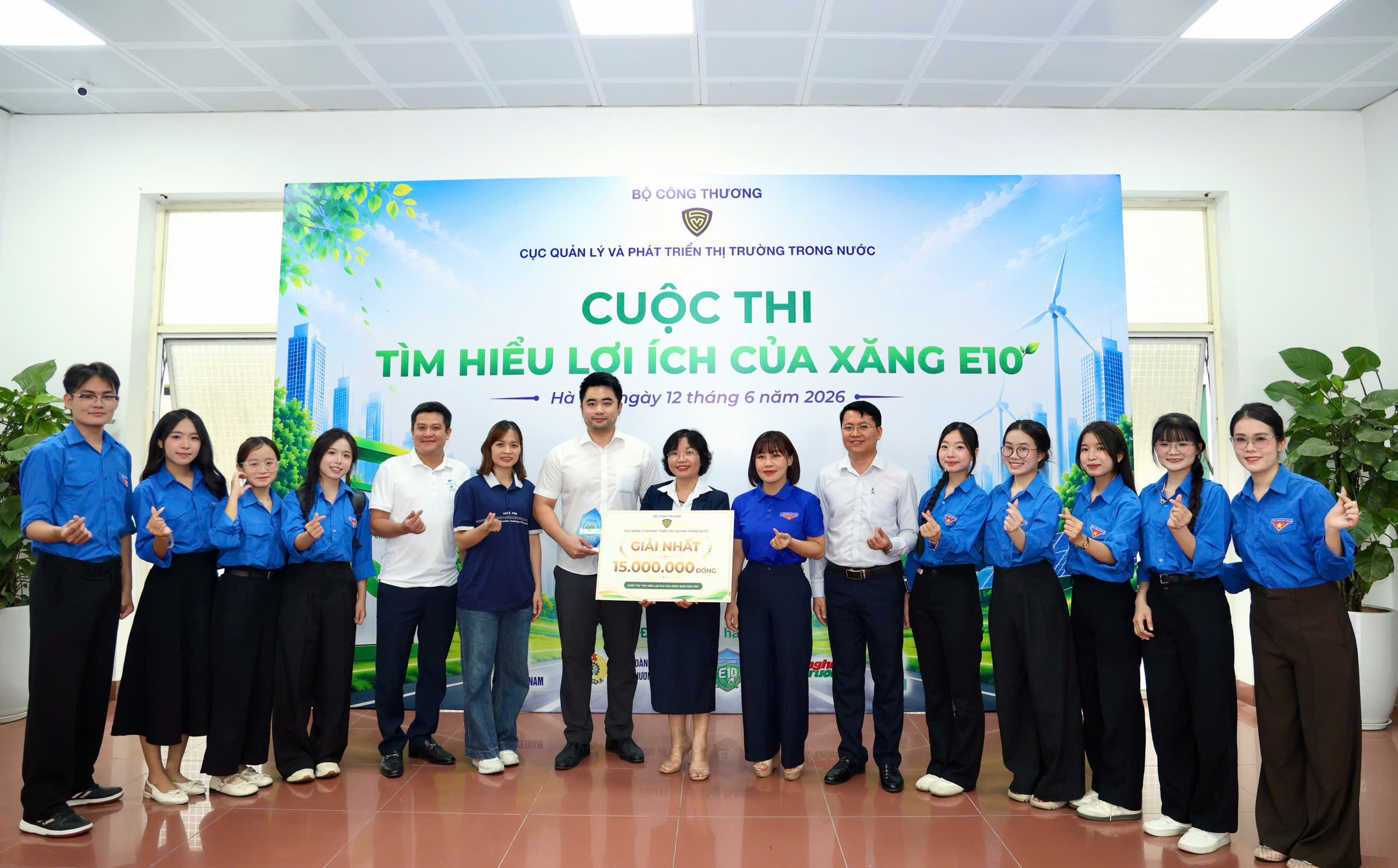 Tuổi trẻ Bộ Công Thương góp sức đưa xăng E10 đến gần người dân hơn