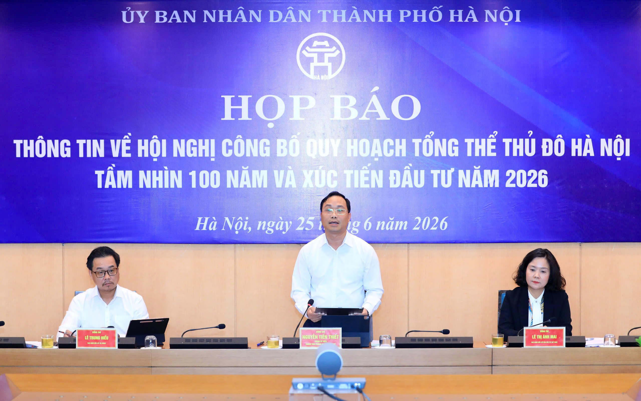 Hà Nội: Siết kỷ luật công vụ, lấy hài lòng của người dân làm thước đo