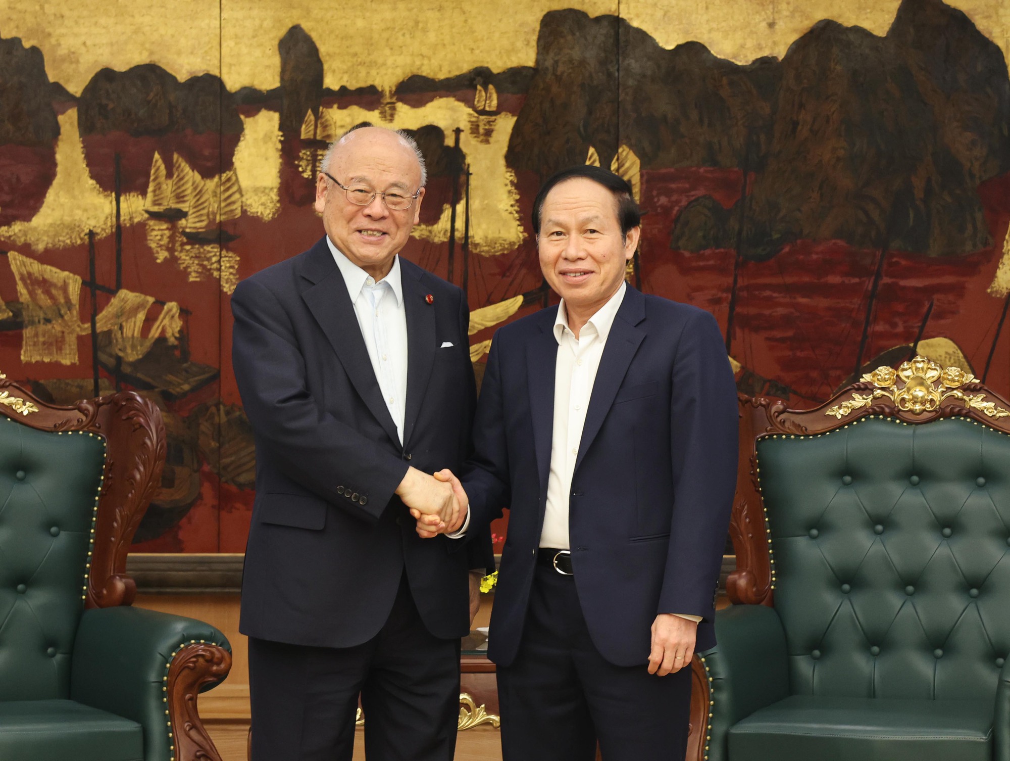 Phó Thủ tướng Lê Tiến Châu tiếp Cố vấn đặc biệt Liên minh Nghị sĩ hữu nghị Nhật Bản-Việt Nam