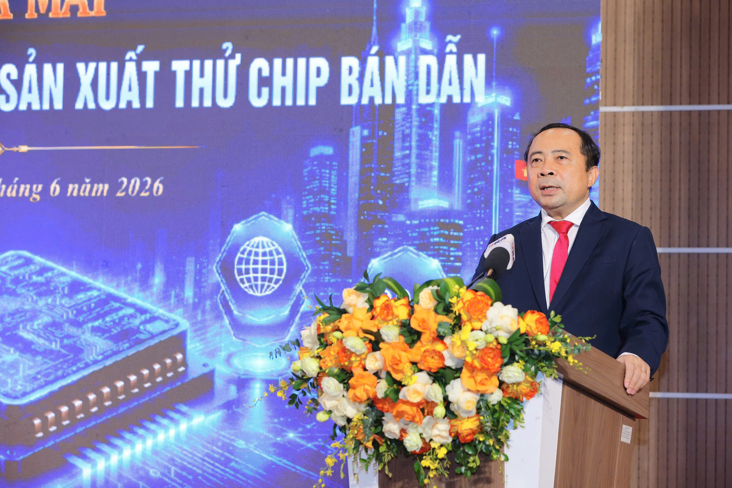 Tìm lời giải cho 3 câu hỏi lớn về ngành công nghiệp bán dẫn Việt Nam