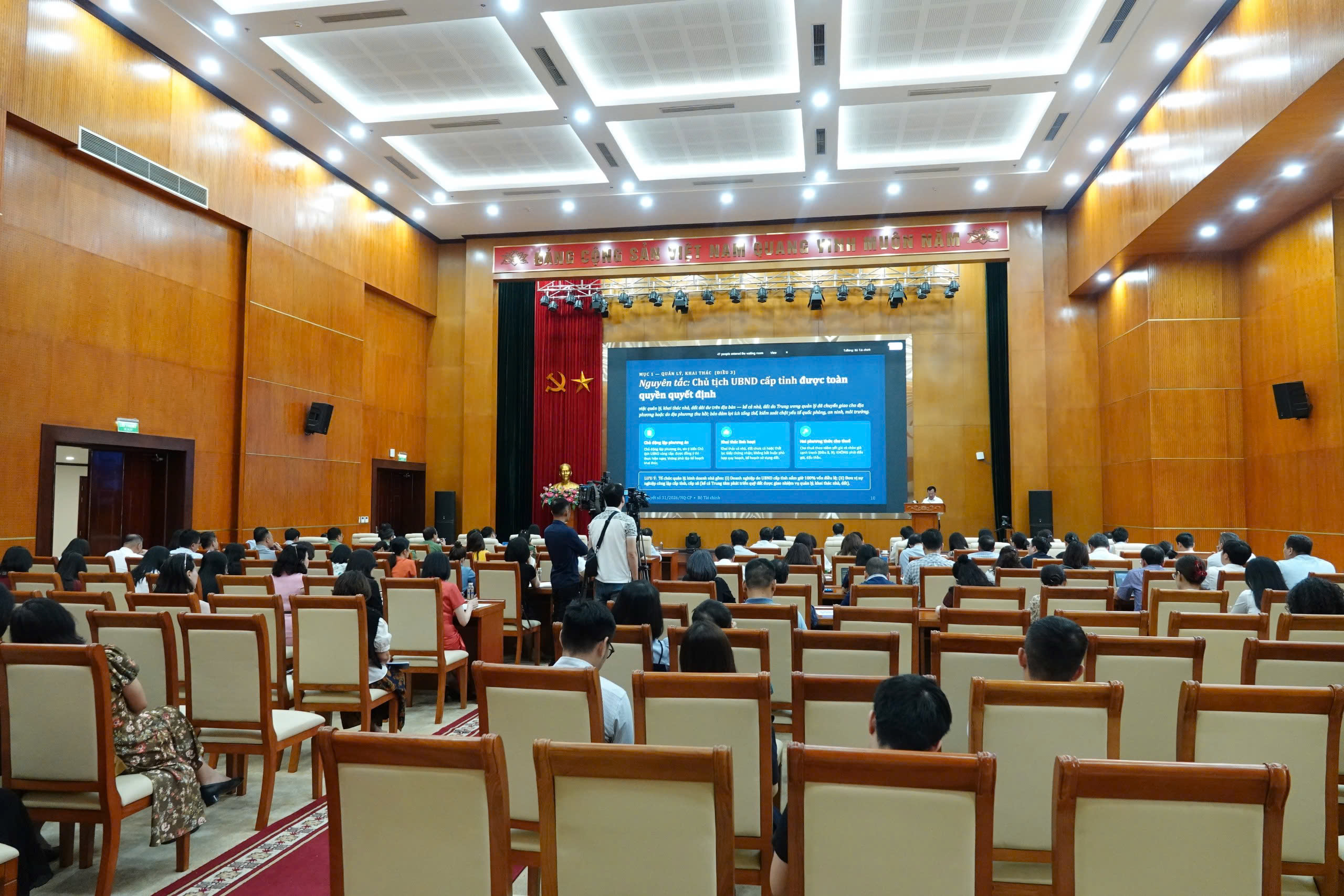 Bộ Tài chính đẩy nhanh tiến độ xử lý 11.000 cơ sở nhà, đất dôi dư