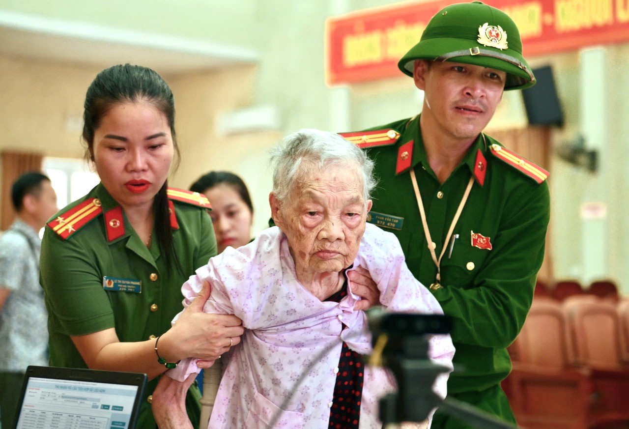 Nghệ An đẩy mạnh Chiến dịch 500 ngày đêm tìm kiếm, xác định danh tính liệt sĩ