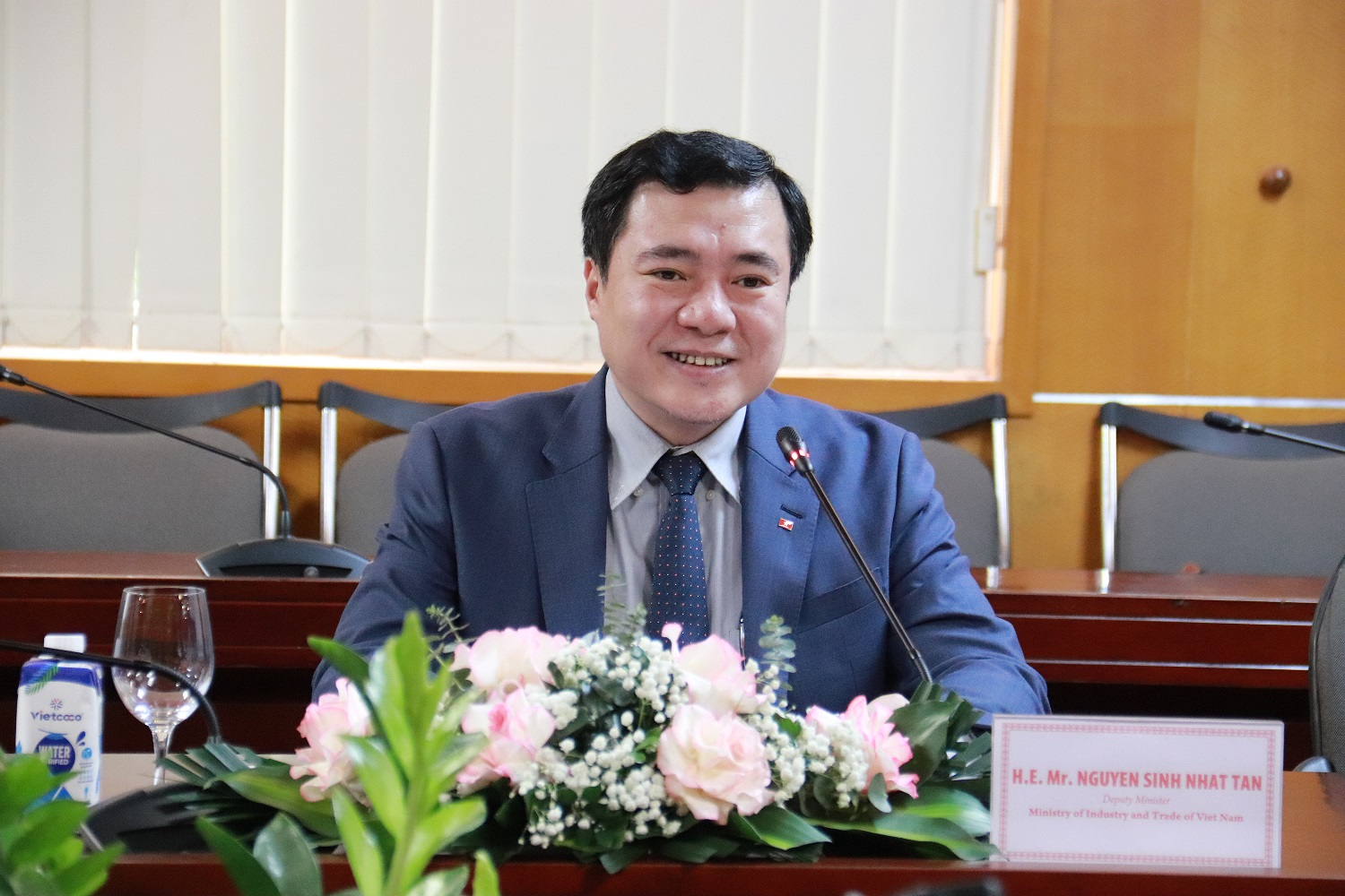 Thứ trưởng Nguyễn Sinh Nhật Tân gửi thư chào mừng doanh nghiệp tham gia Giải thưởng Công nghiệp, Thương mại, Dịch vụ Việt Nam