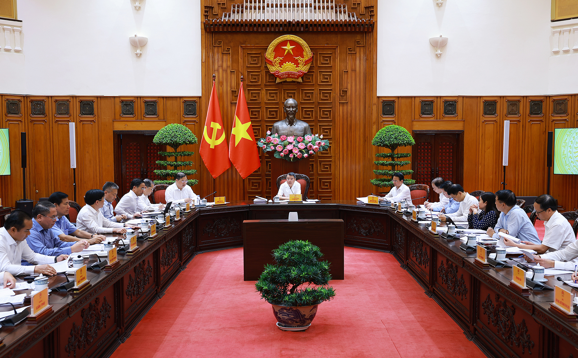 Thủ tướng chủ trì phiên họp Ban Chỉ đạo về tổ chức thi hành án, thu hồi tài sản bị chiếm đoạt, thất thoát trong các vụ án
