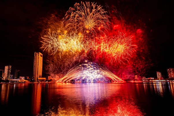 Bồ Đào Nha giành ngôi vị quán quân Lễ hội pháo hoa quốc tế Đà Nẵng