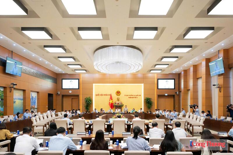 Phổ biến pháp luật phải tạo dựng văn hóa thượng tôn pháp luật