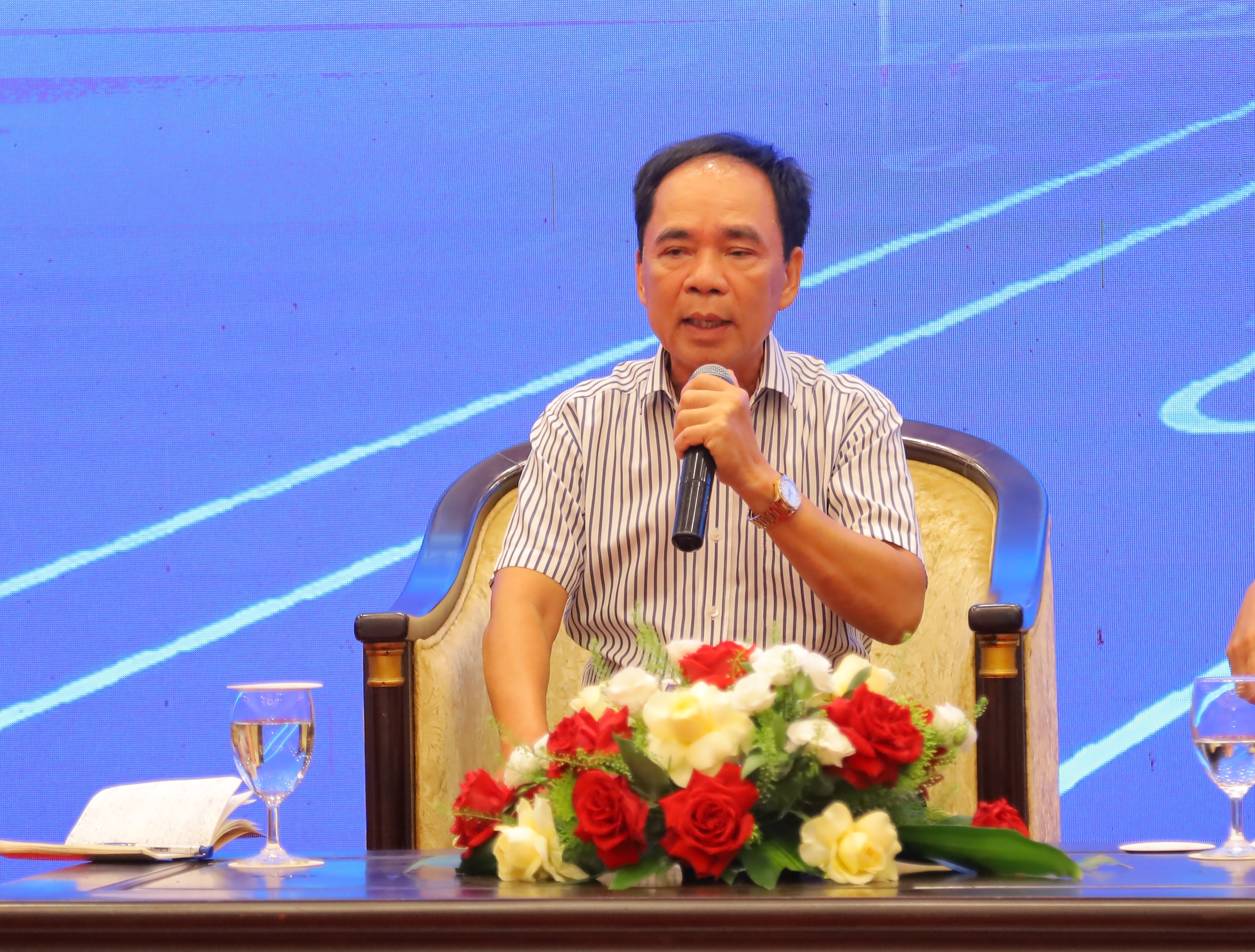 Đột phá tư duy để chuyển dịch năng lượng thành công