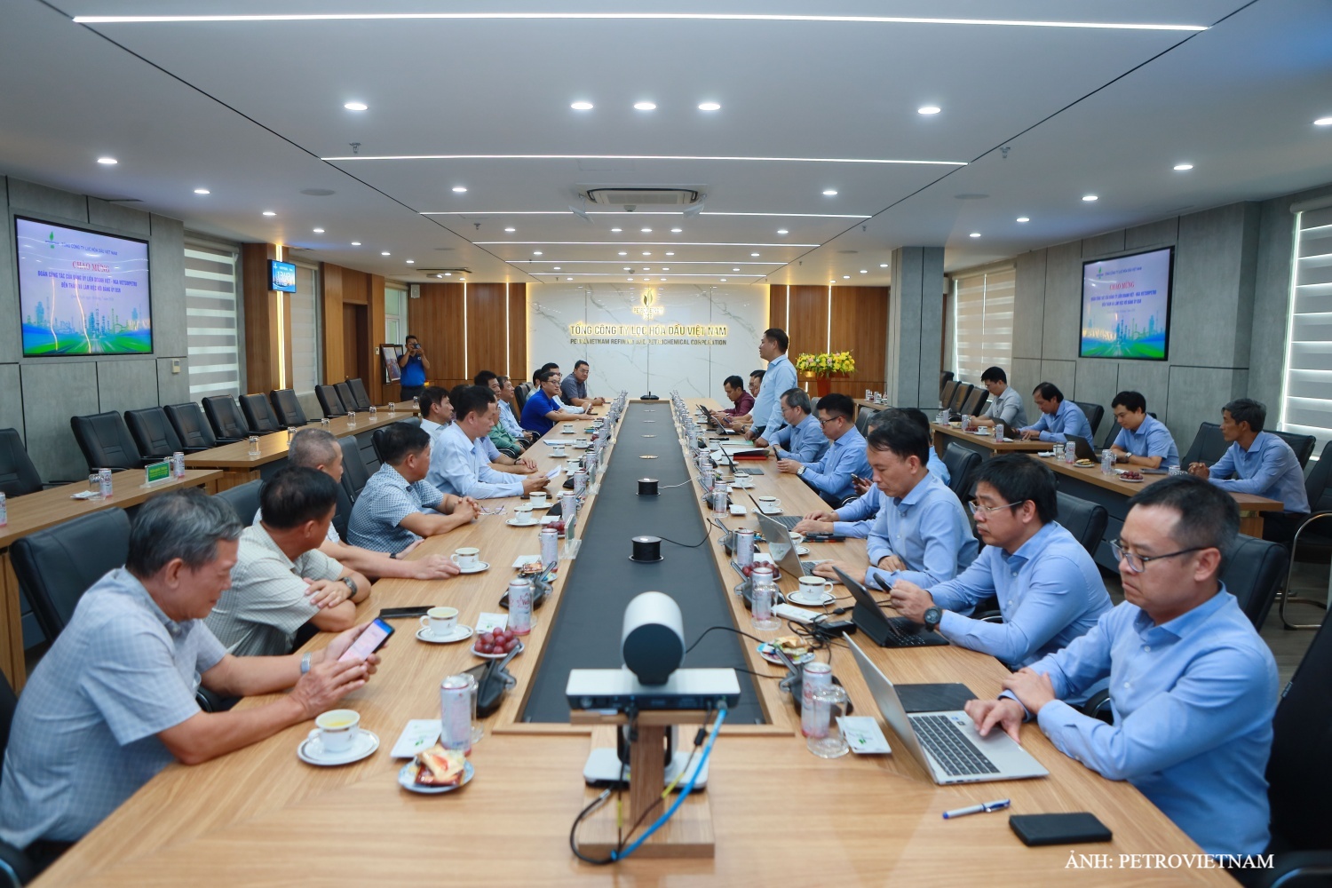 Đảng bộ Vietsovpetro - BSR trao đổi kinh nghiệm trong công tác xây dựng Đảng và văn hóa doanh nghiệp