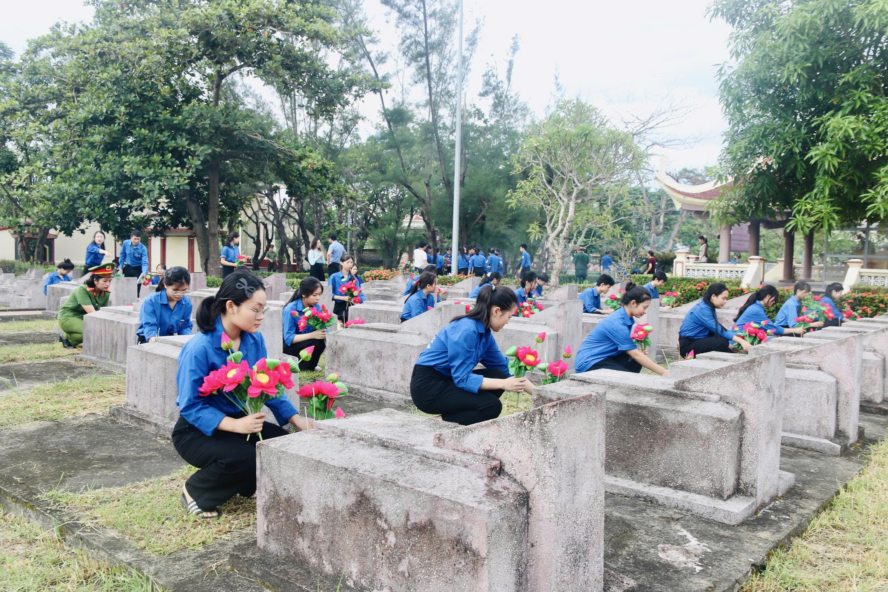 Tuổi trẻ Hà Tĩnh lan tỏa các hoạt động tri ân dịp 27/7