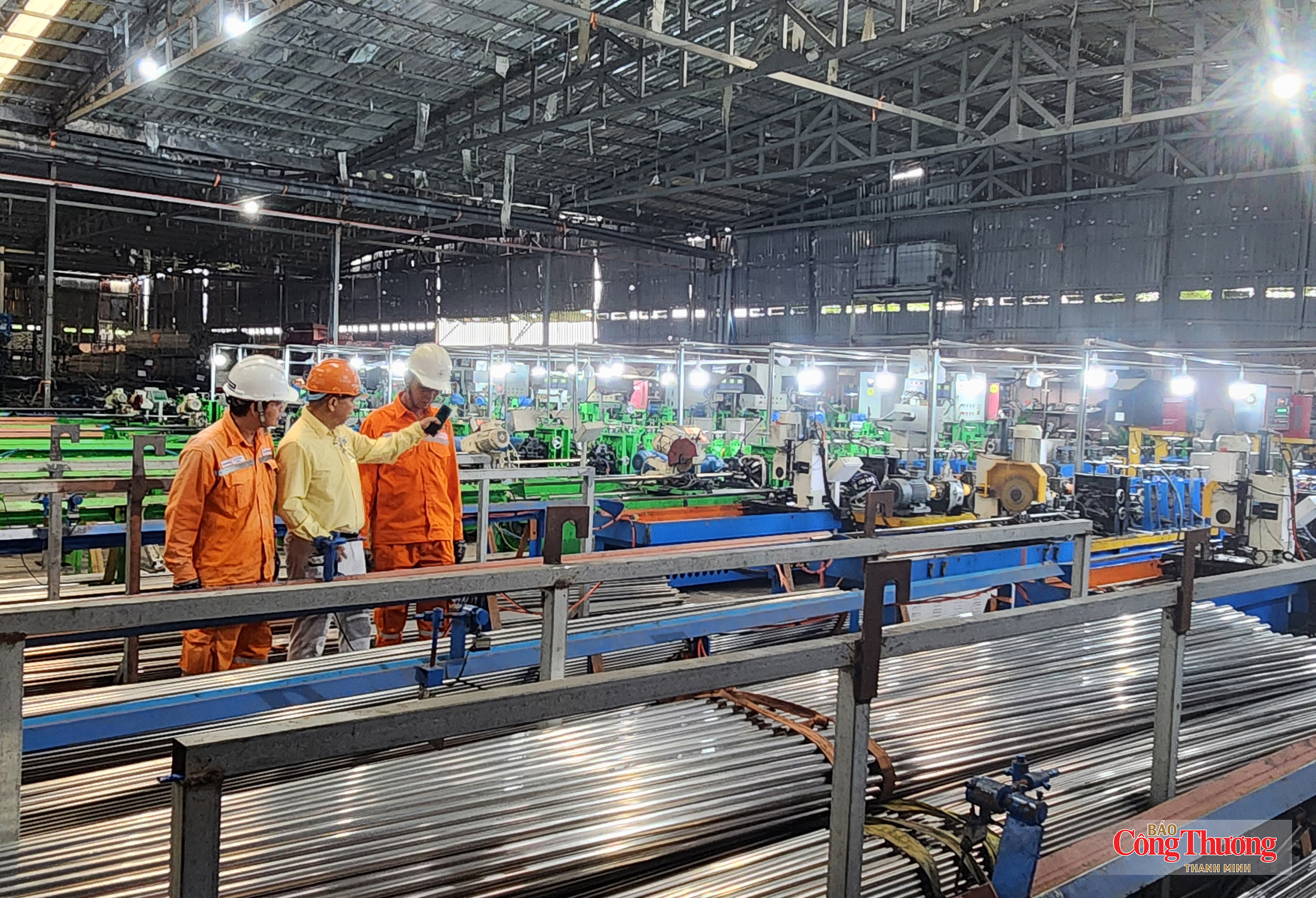 Tiết kiệm gần 4,29 tỷ kWh, miền Nam bảo đảm cung ứng điện