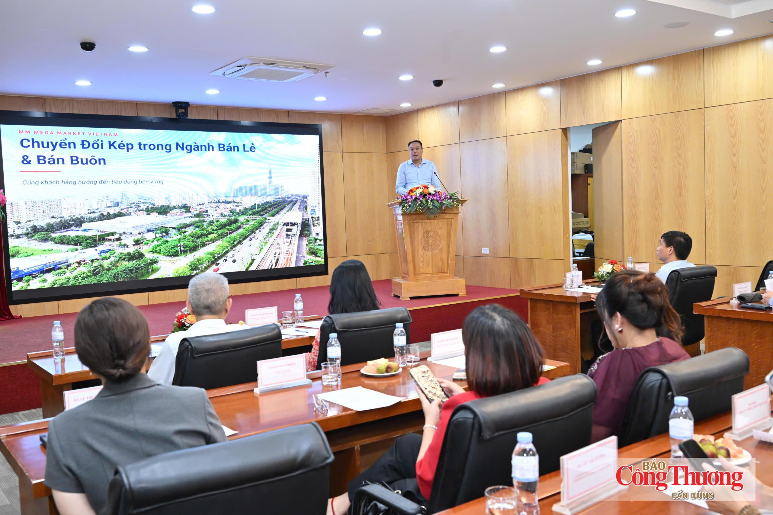 Cuộc đua chuyển đổi số và xanh: 'Chìa khóa' gia tăng niềm tin thương hiệu 