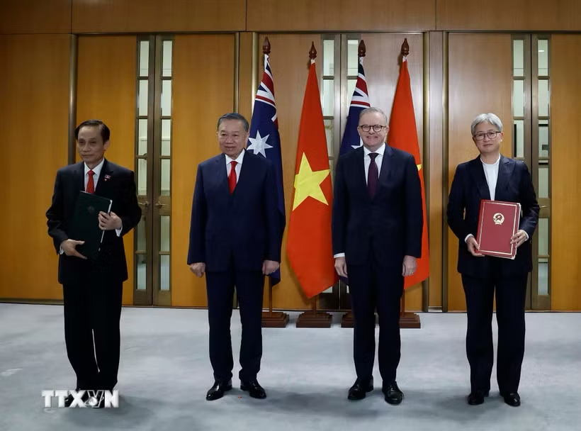 Tổng Bí thư, Chủ tịch nước Tô Lâm chứng kiến trao văn kiện hợp tác giữa Việt Nam - Australia