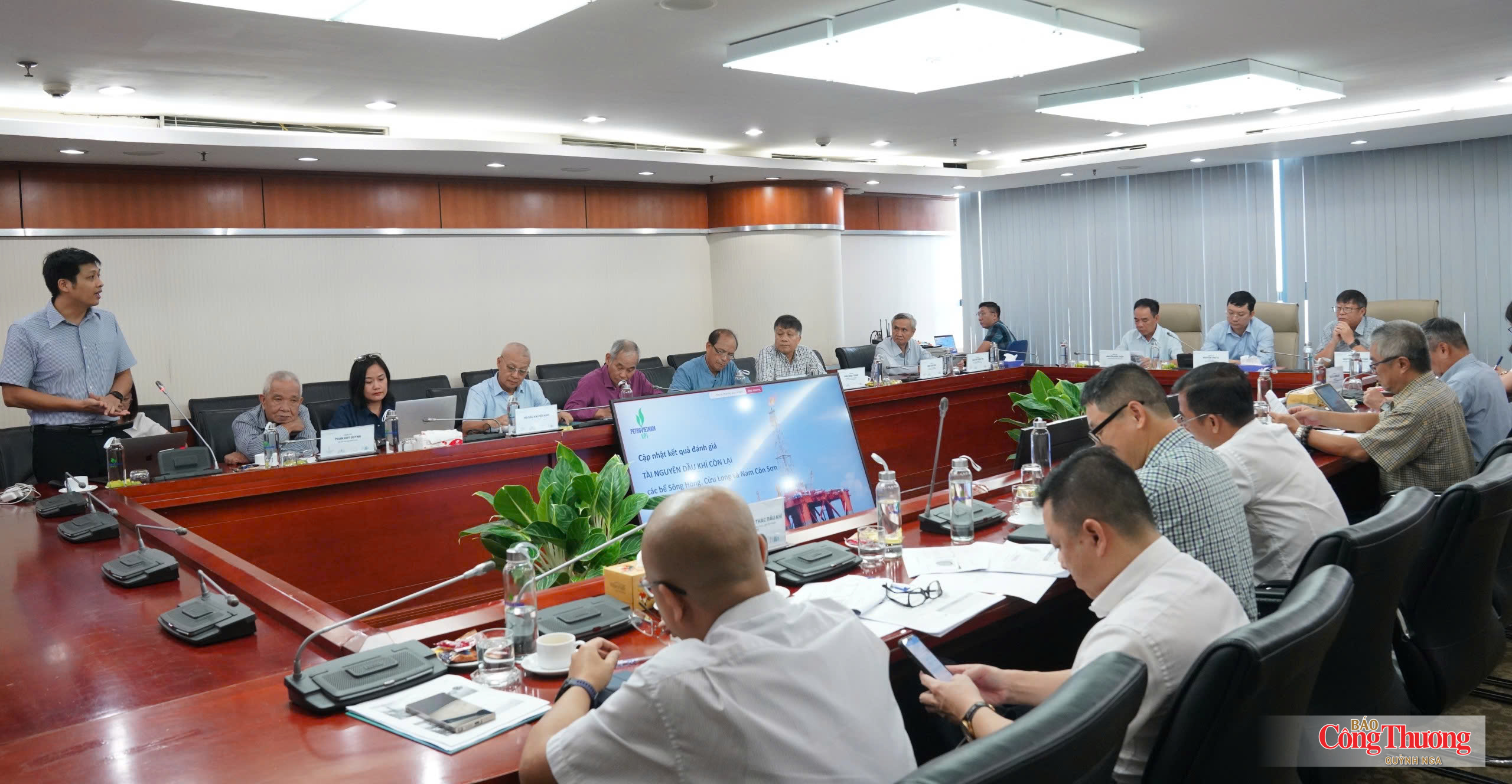 Cập nhật tiềm năng dầu khí, thúc đẩy nghiên cứu, phát triển năng lượng