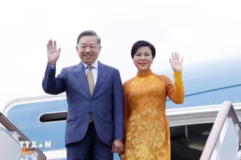 Tổng Bí thư, Chủ tịch nước Tô Lâm cùng Phu nhân bắt đầu thăm cấp Nhà nước Liên bang Nga
