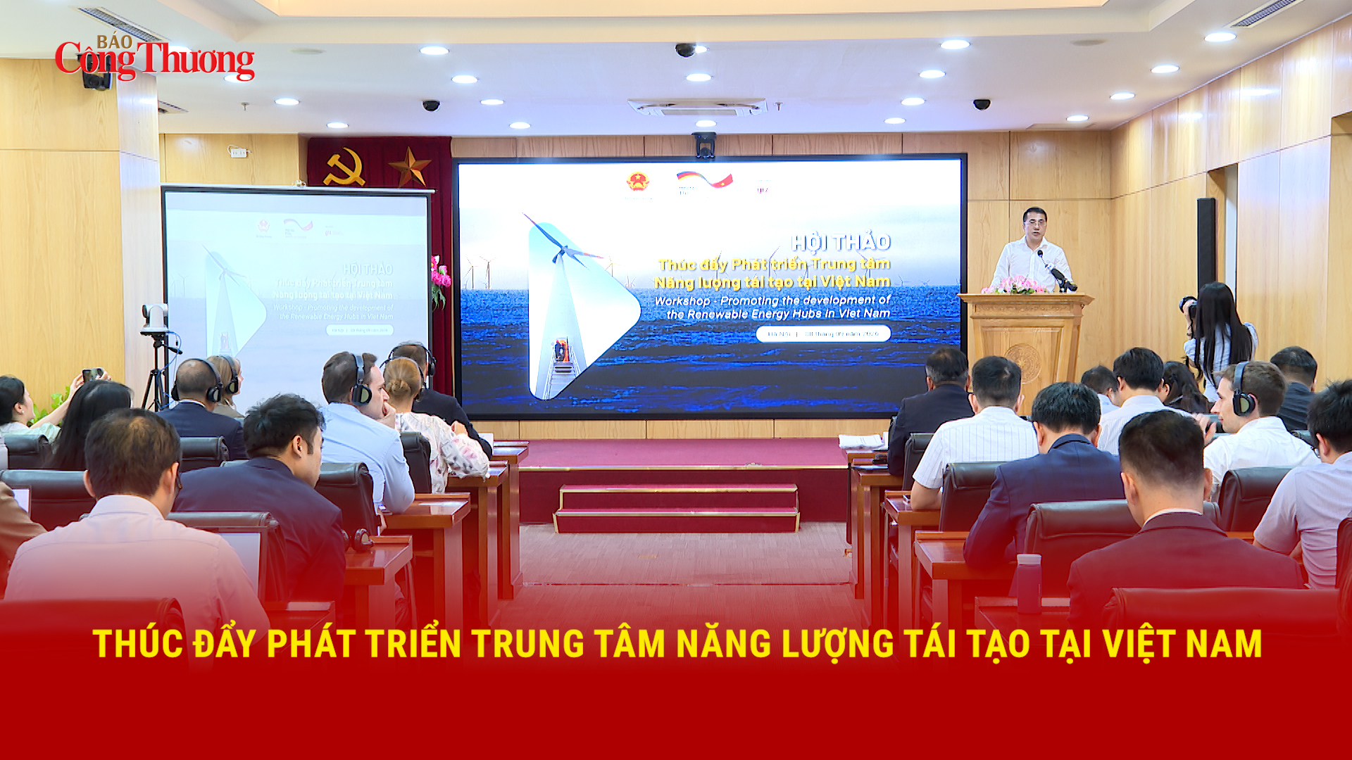 Thúc đẩy phát triển Trung tâm Năng lượng tái tạo tại Việt Nam