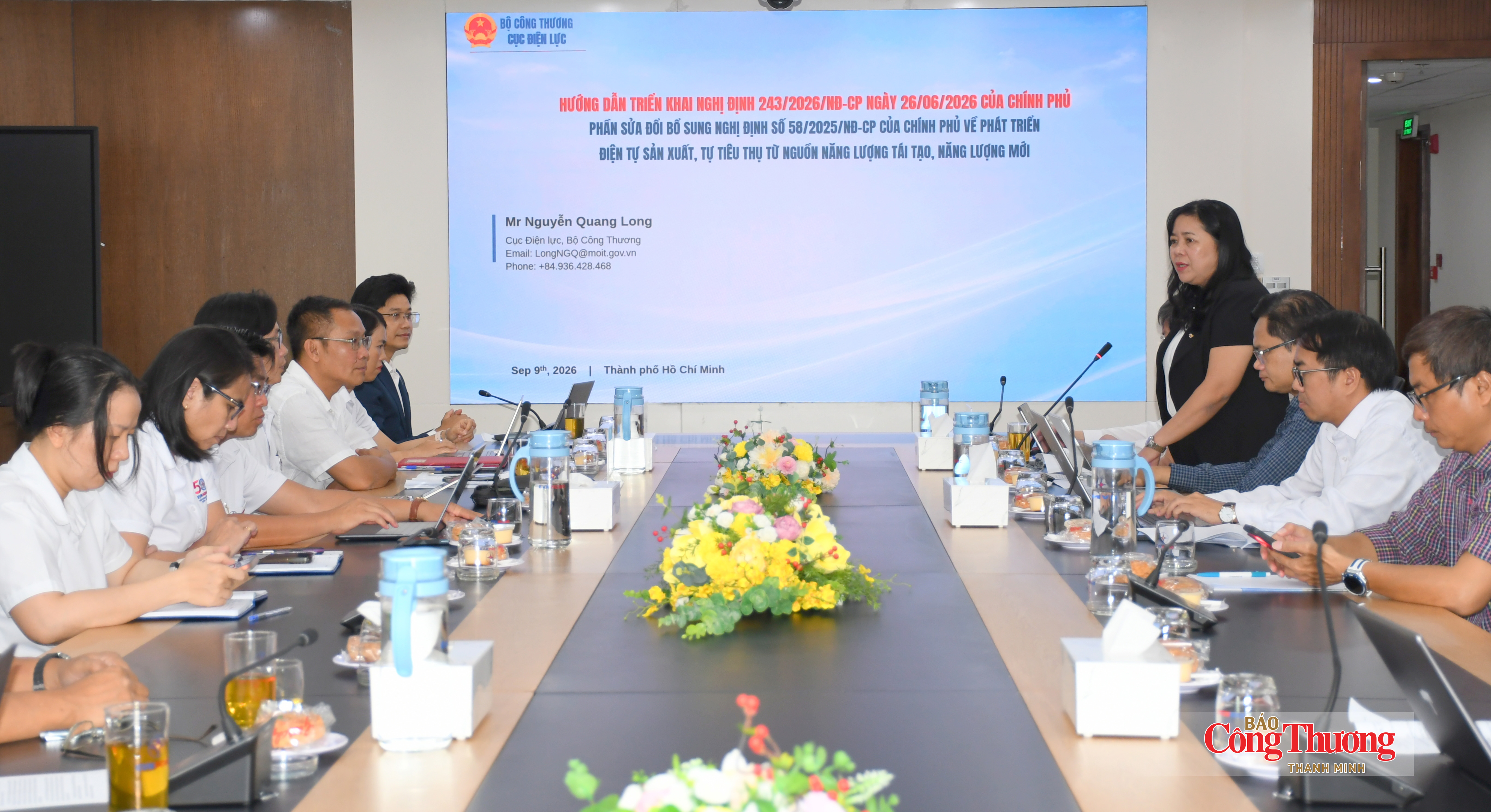TP. Hồ Chí Minh tháo gỡ vướng mắc, phát triển điện mặt trời mái nhà