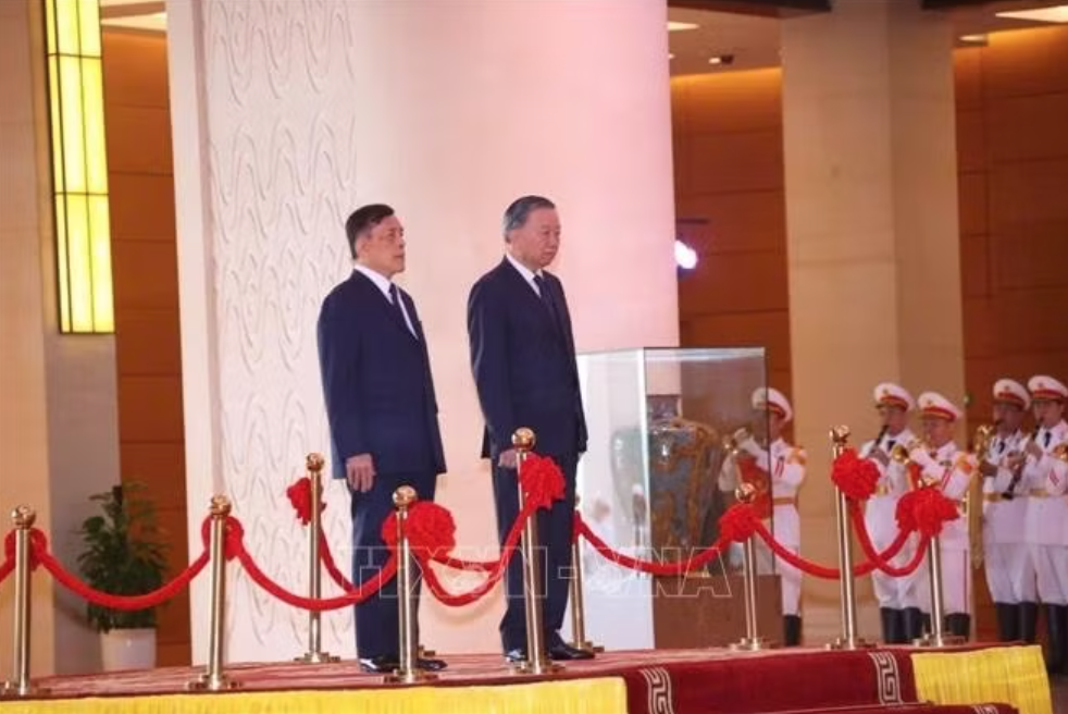 Lễ đón chính thức Nhà vua Vương quốc Thái Lan và Hoàng hậu