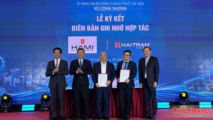 Khai mạc Hội chợ triển lãm quốc tế GREENTECH HANOI 2026