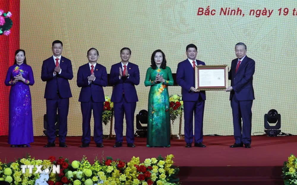 Tổng Bí thư, Chủ tịch nước Tô Lâm: Xây dựng Bắc Ninh trở thành đô thị hiện đại nhưng vẫn đậm đà hồn cốt văn hóa Kinh Bắc