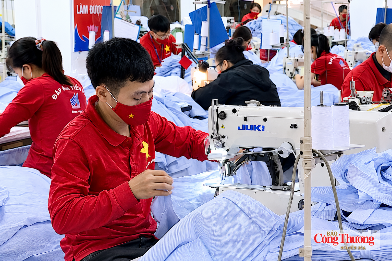 ADB nâng dự báo tăng trưởng GDP của Việt Nam