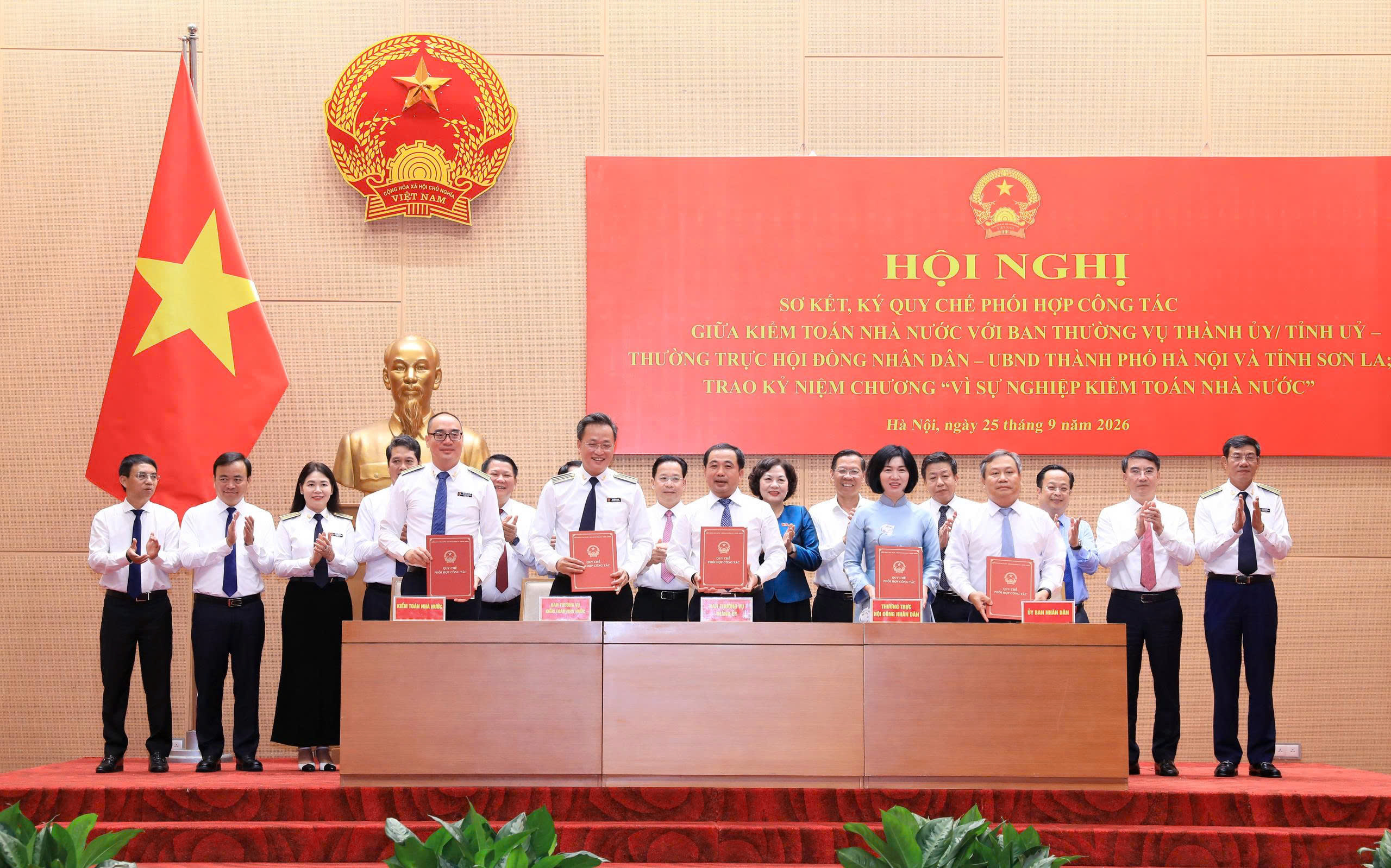 Hà Nội - Sơn La ký quy chế phối hợp với Kiểm toán Nhà nước