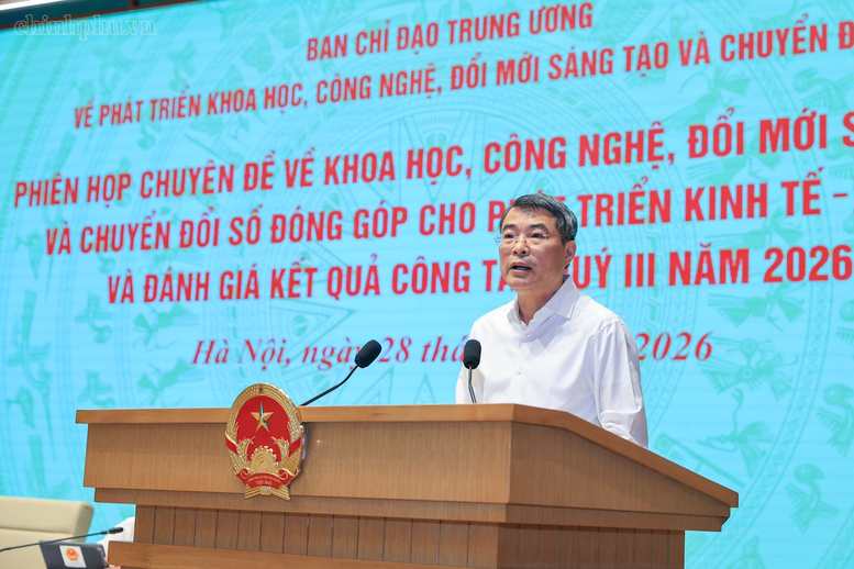 Thủ tướng: Khoa học công nghệ phải trở thành động lực chủ yếu, trực tiếp, đo đếm được bằng kết quả tăng trưởng