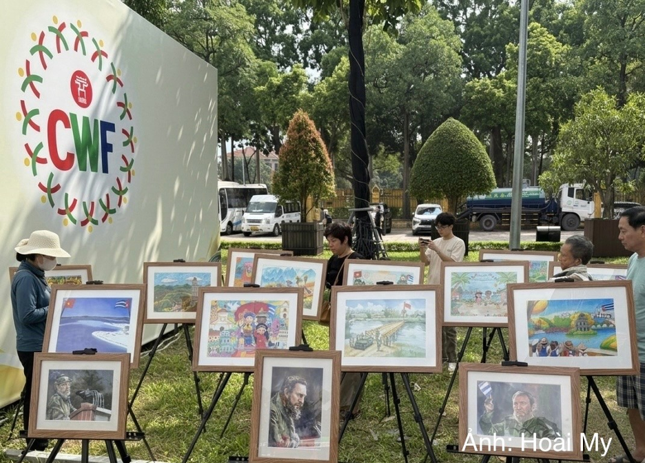 Khám phá không gian văn hóa thế giới qua những gian hàng đa sắc màu