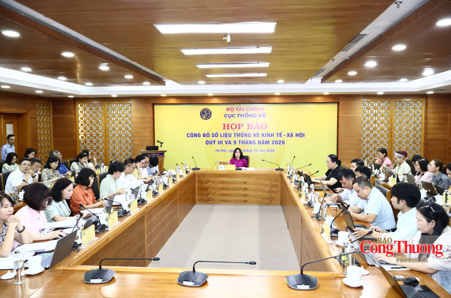 GDP 9 tháng tăng 9,01%, công nghiệp và xây dựng đóng góp gần 50%