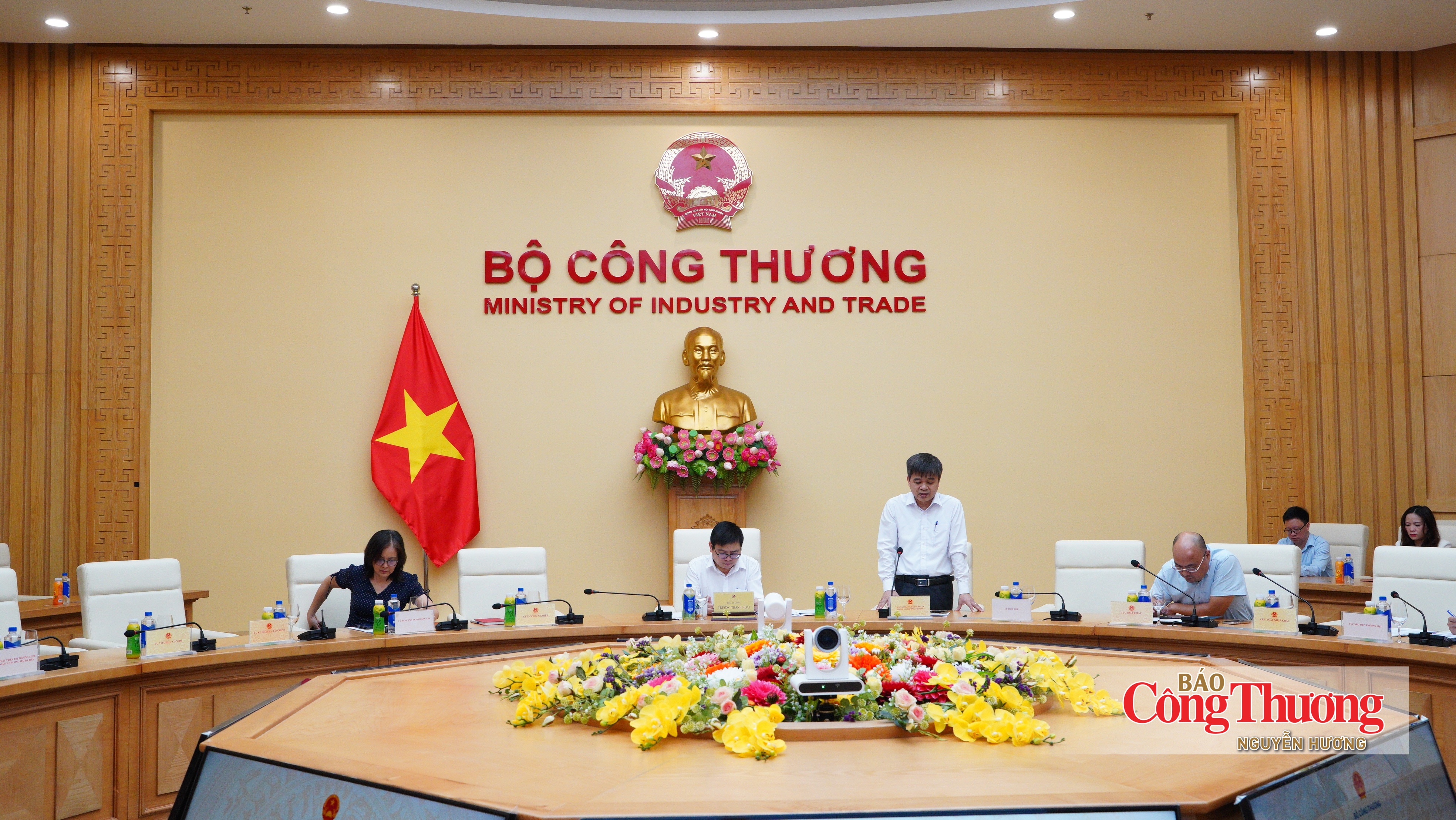 Bài toán lớn của ngành sữa: Tự chủ nguyên liệu, minh bạch thị trường