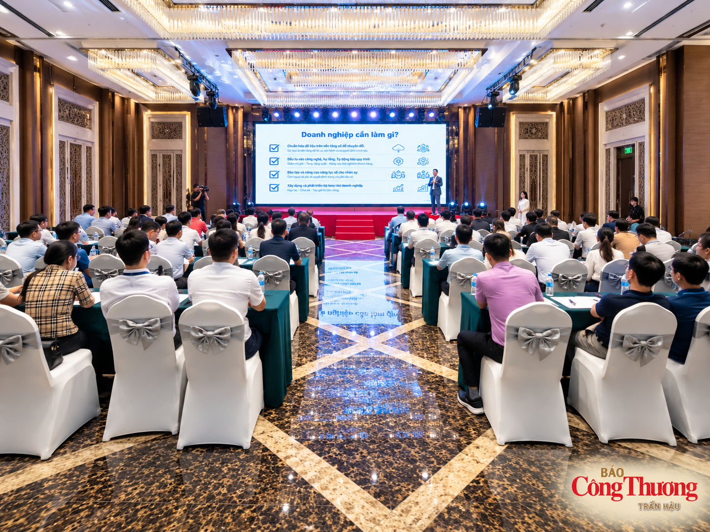 Tiết kiệm năng lượng thành lá chắn trước 'hàng rào xanh' và thuế carbon