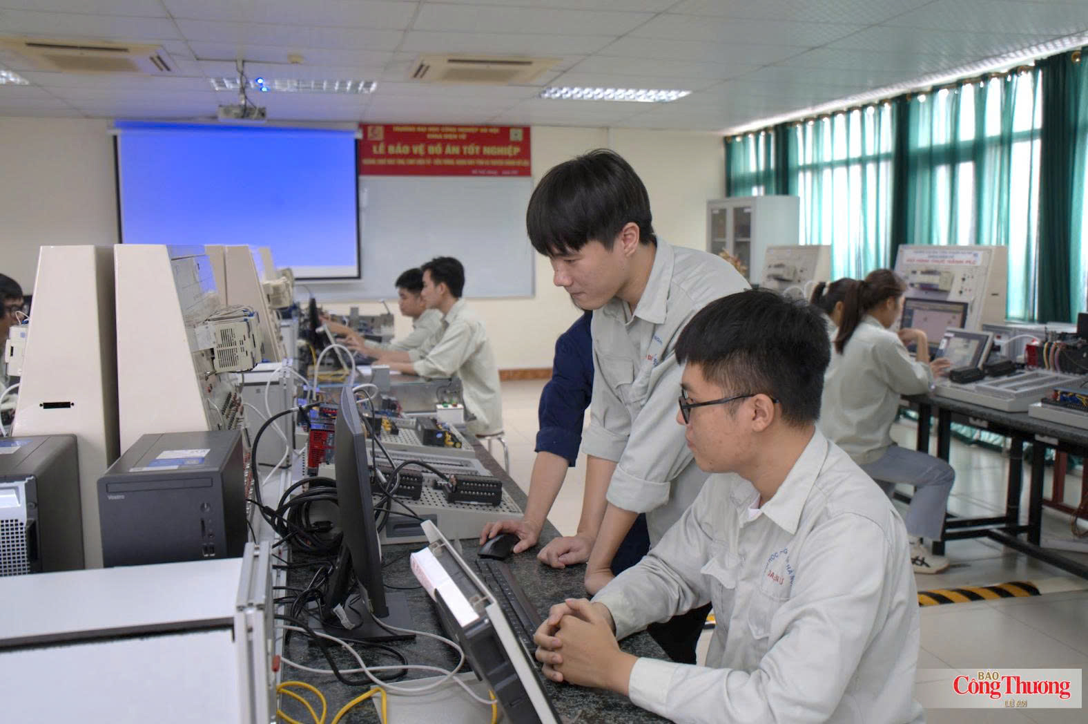 Đưa kinh nghiệm quốc tế vào đổi mới đào tạo ngành Công Thương